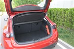 Mazda3 Axela昂克赛拉两厢行李箱空间