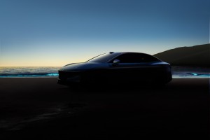 极氪首款轿车命名极氪007 最强纯电豪华轿车将于广州车展亮相